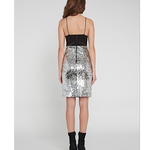 Alice + Olivia Silver with Tag Ramos Sequin Pencil Skirt - Picture 5 of 10
